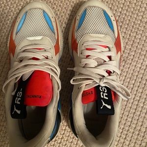 PUMA RS-X SNEAKERS. MEN SIZE 8